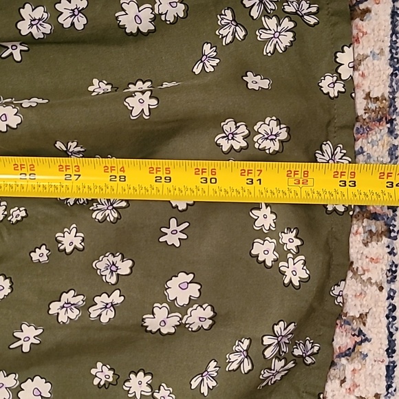 THEREABOUTS GIRLS PLUS SIZE GREEN & WHITE FLORAL SMOCKING DRESS SIZE 2XL 20.5P - Picture 16 of 16